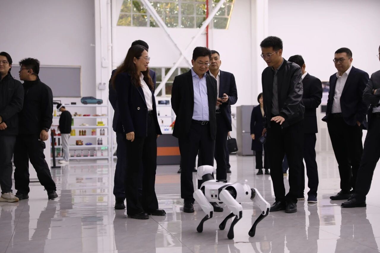 呂家進(jìn)帶隊(duì)赴深圳、安徽調(diào)研 加速打造科技金融“第四張名片”，聚焦智能機(jī)器人研發(fā)新賽道